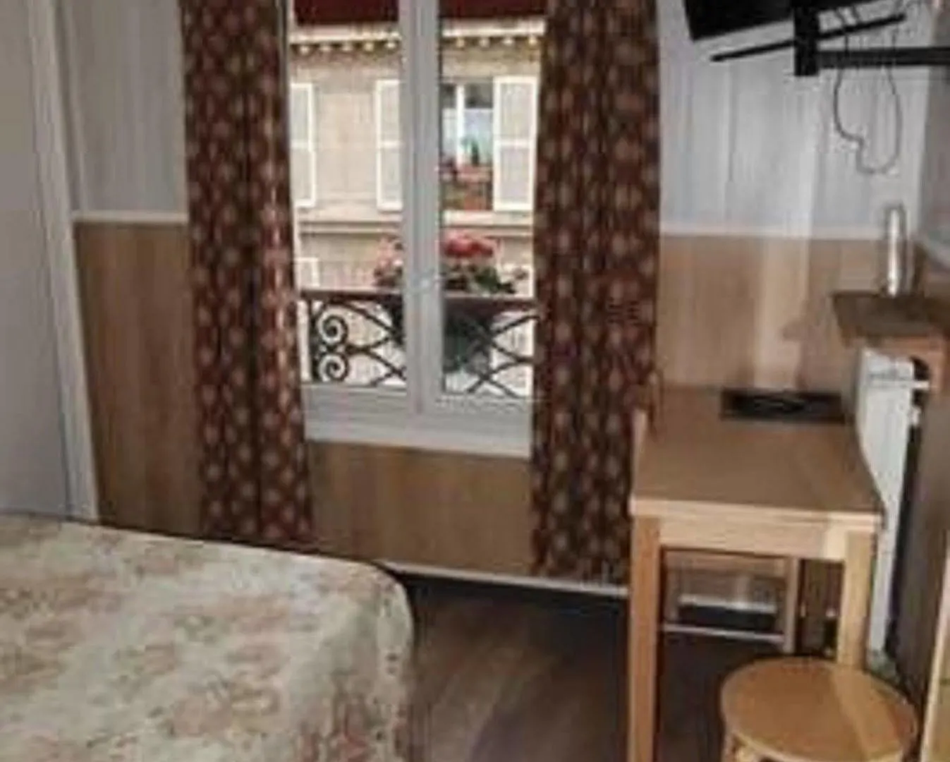 Fiat Hotel Paris